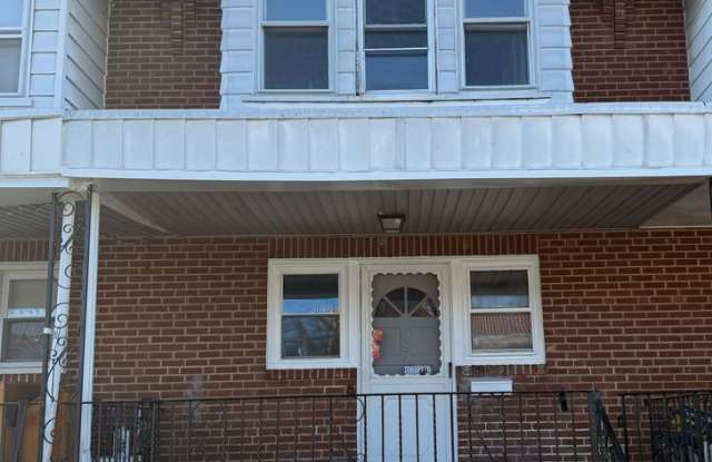 Newly Renovated 3BR with Front Porch Available Oxford Circle Area! photos photos