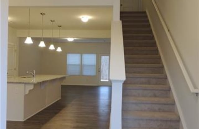 3104 Graceland Circle Gallery 3