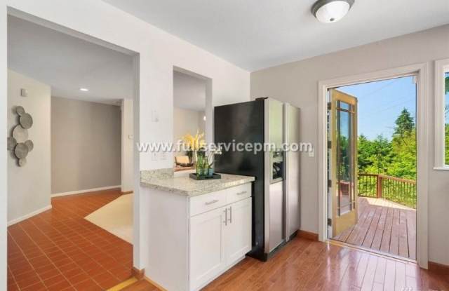 2613 124th Pl NE Gallery 3