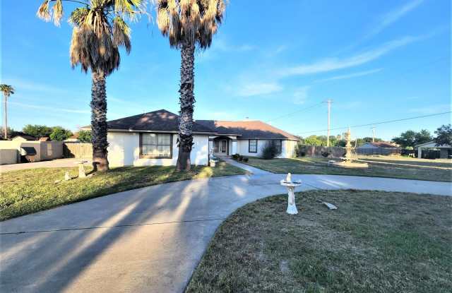 301 Quail Creek - 301 Quail Creek Drive, Del Rio, TX 78840
