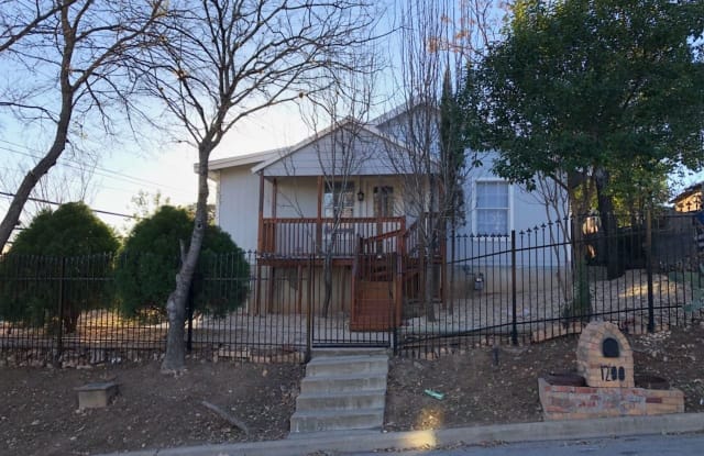 1200 Walnut - 1200 Walnut Ave, Austin, TX 78702