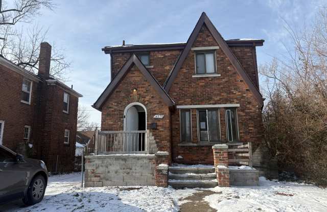 14575 Freeland Street photos photos