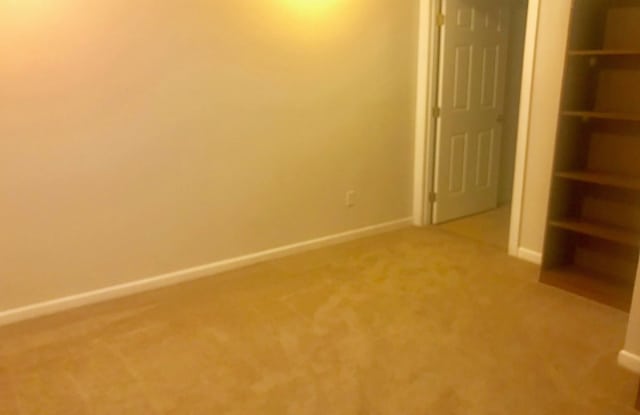 Great West Bellevue House for Rent - 1922 109th Avenue Southeast, Bellevue, WA 98004