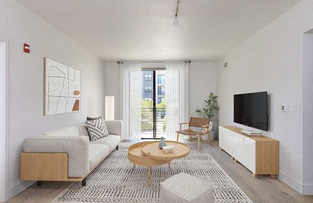 1801L Gallery 3