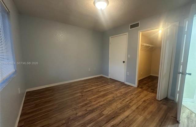 1271 SE 29th St photos photos