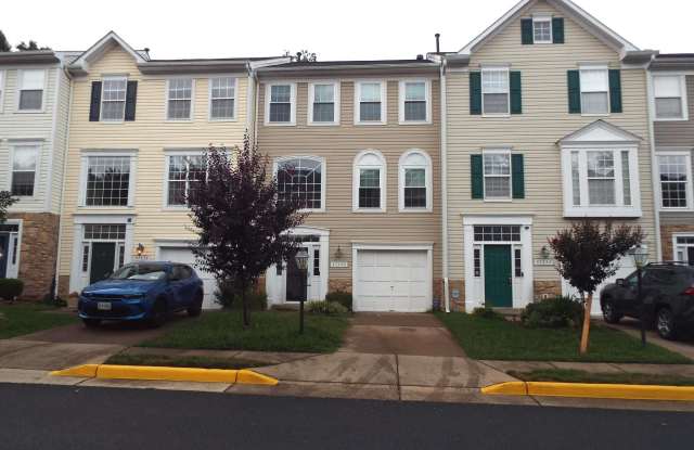 47330 ROCK FALLS Terrace - 47330 Rock Falls Terrace, Lowes Island, VA 20165