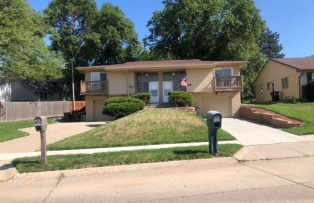13230 Montclair drive 1 - 13230 Montclair Drive, Omaha, NE 68144