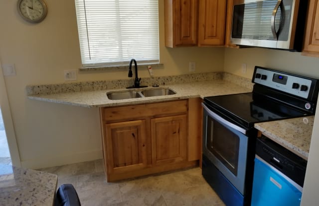 4888 W 4100 S - 4888 4100 South, West Valley City, UT 84120