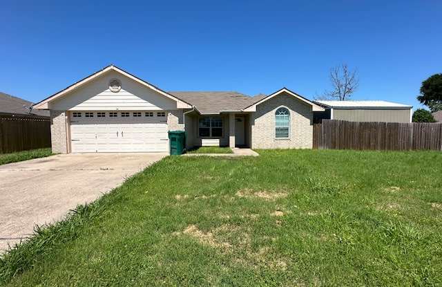 114 Wildcat Dr - 114 Wildcat Drive, Lacy-Lakeview, TX 76705