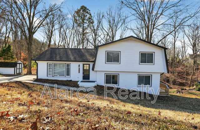 301 Dollar Cir photos photos