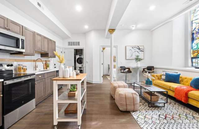 401 Martin Street - 7 photos photos