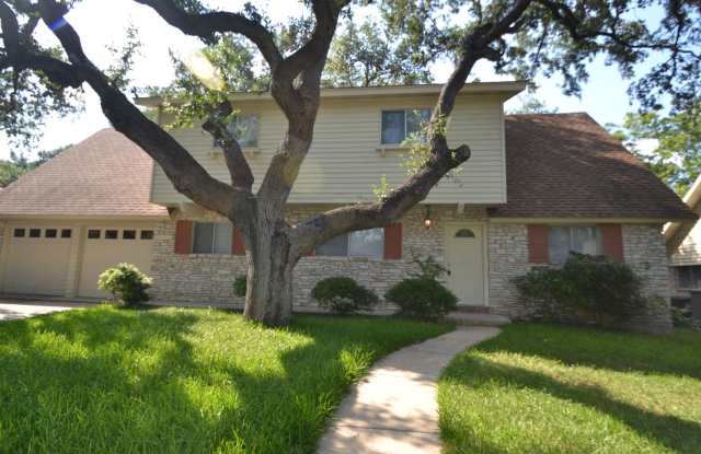 4 Bedroom - North Central - Harmony Hills Gallery 3