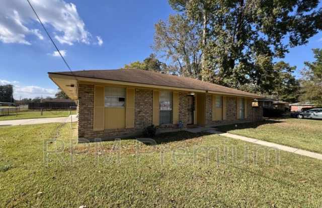 8823 Cefalu Dr Gallery 2