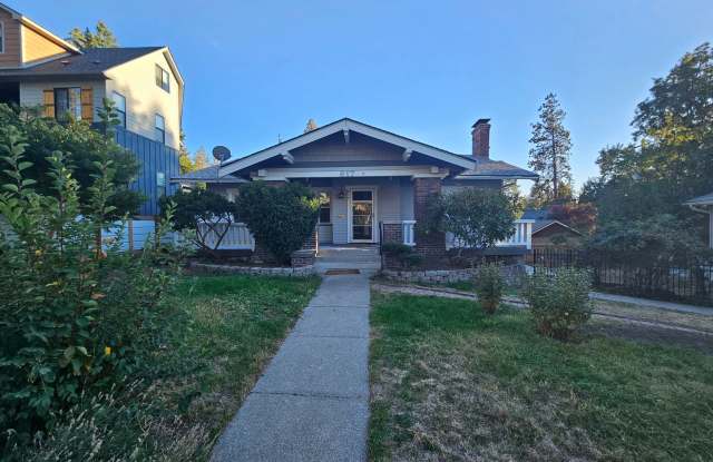 Beautiful Home on South Hill photos photos