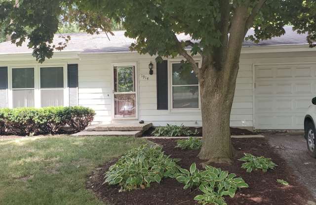 1914 Christine Lane - Charming Home in the Elvehjem Neighborhood photos photos