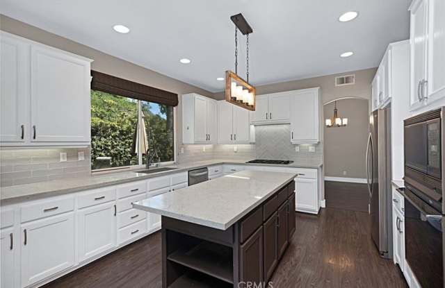 28 Lawnridge photos photos