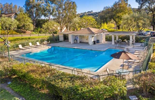 629 N Buttonbush photos photos