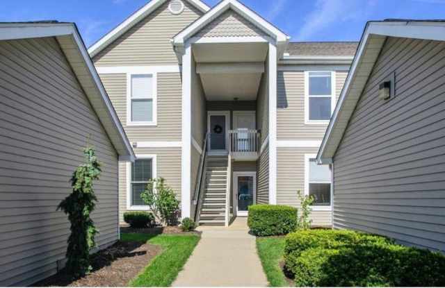 1430 Fox Pointe Cir photos photos