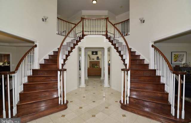 17502 TOBERMORY PLACE Gallery 2