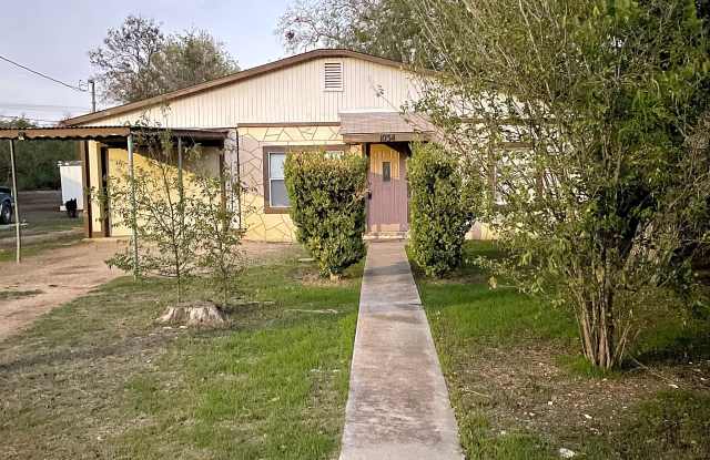 1034 Colzona Rd Gallery 1