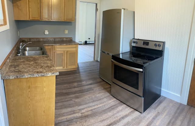 153 West Bridge Street - A photos photos