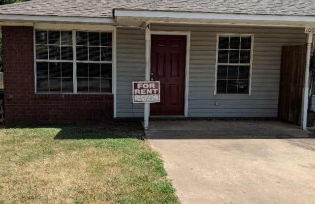 1006 Rickey Cir A - 1006 Rickey Circle, Van Buren, AR 72956