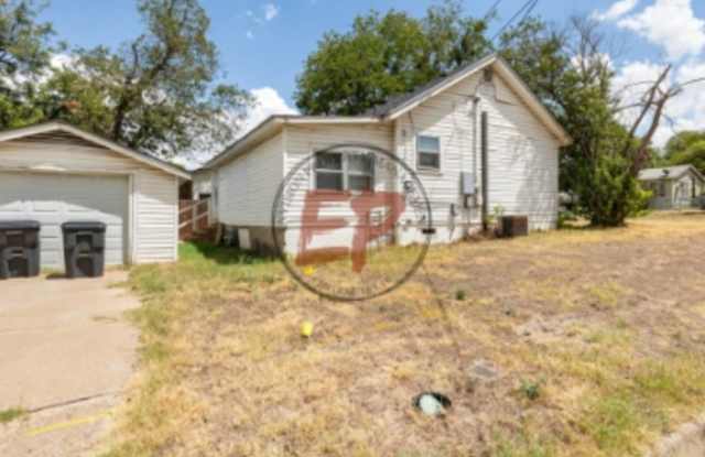 2 Bed 1 Bath Lease! Gallery 3