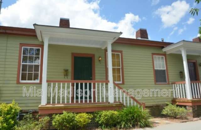 547 E Macon St photos photos