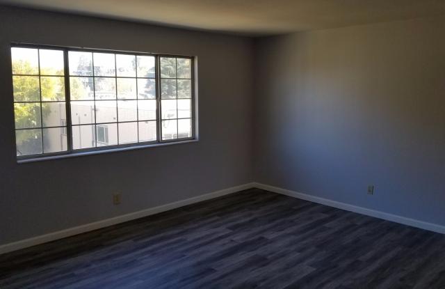 JONES 1140 photos photos