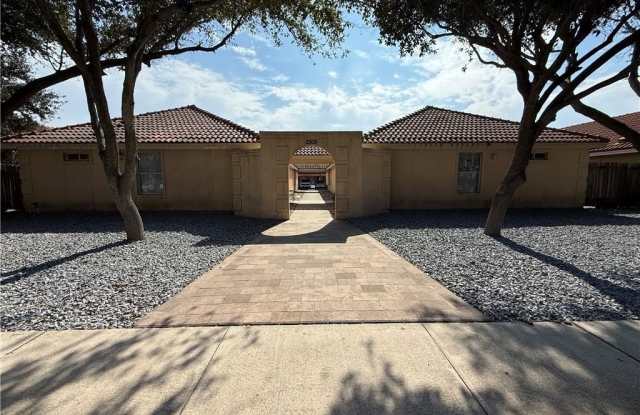 2505 Shasta Avenue unit: 4 photos photos