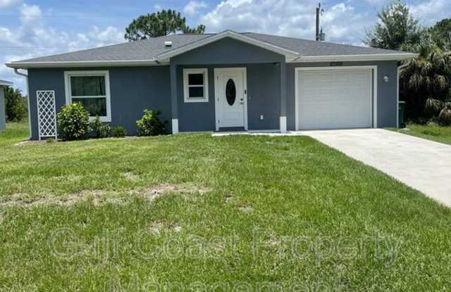 27100 Savoy Drive photos photos