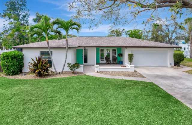 481 MAGELLAN DRIVE - 481 Magellan Drive, Bayshore Gardens, FL 34207