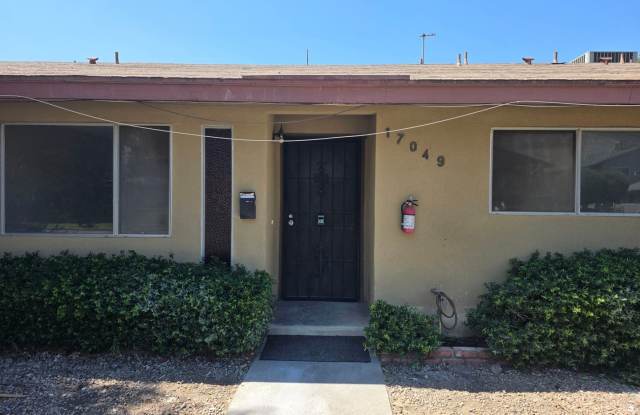 Charming 2BR Duplex in Fontana photos photos Charming 2BR Duplex in Fontana photos photos