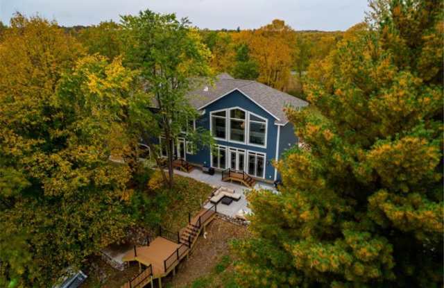 373 Acacia Way photos photos