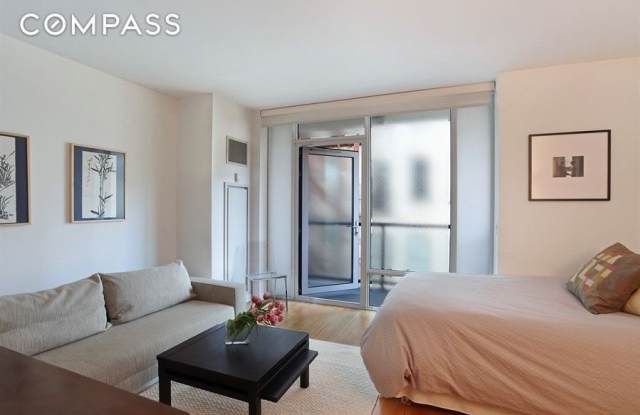 350 West 53rd Street - 350 West 53rd Street, New York City, NY 10019