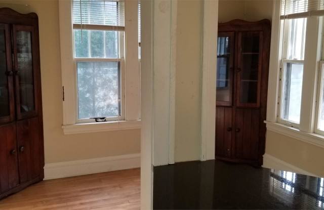 918 25th Ave. SE Gallery 3