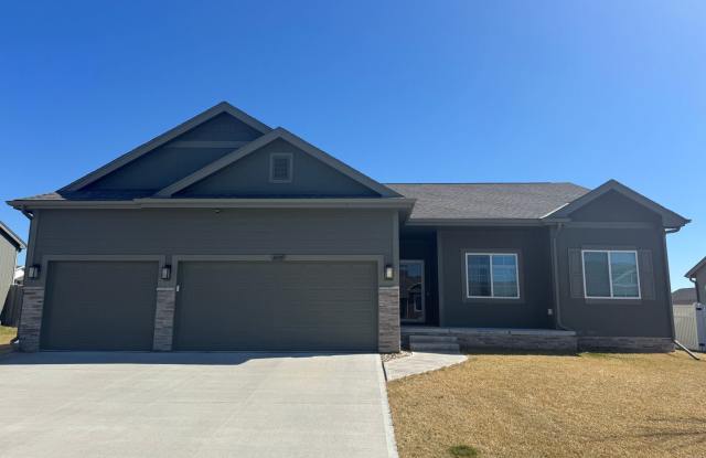 Spacious 4-Bedroom Ranch with Finished Basement  3-Car Garage photos photos