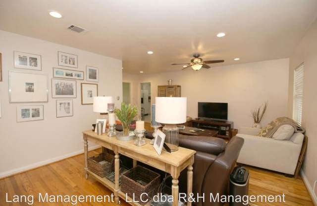 3827 Ruskin Gallery 2