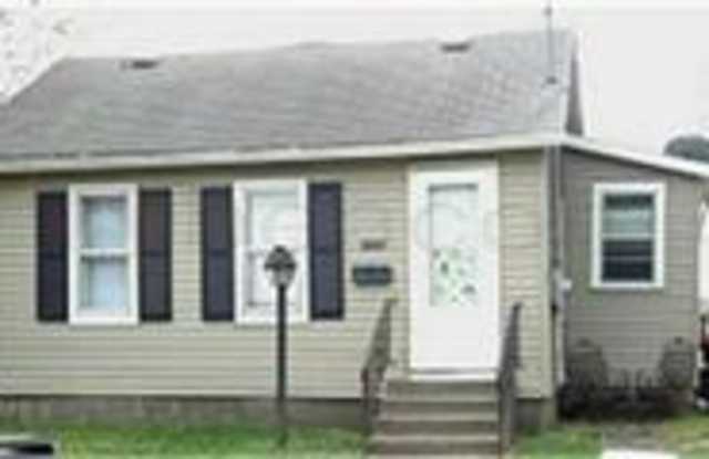 1710 Miles Avenue photos photos