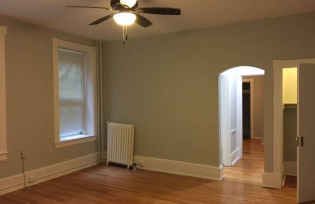 Decatur Apartments Gallery 3