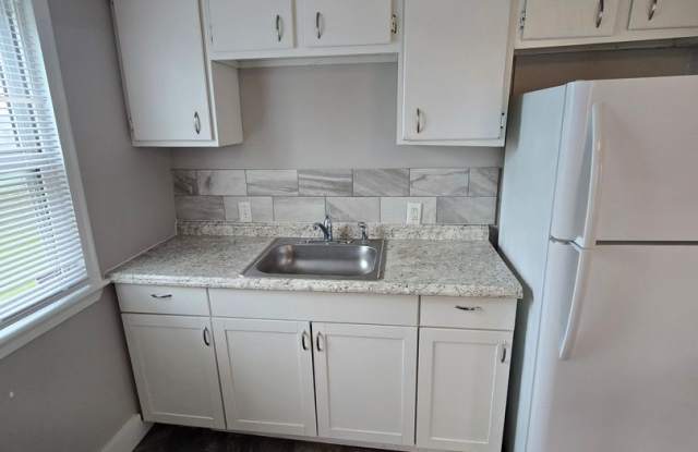 2 BEDROOM SINGLE FAMILY photos photos