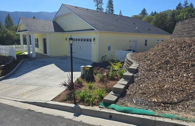 3 bed 2 bath Brand-New Custom-Built- Home photos photos