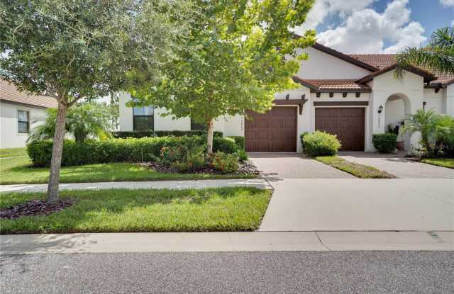 16844 WHISPER ELM STREET photos photos