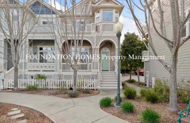 Modern 3BR/2BA Atherton Ranch Townhome with Garage, A/C & Private Outdoor Space! FOUNDATION photos photos