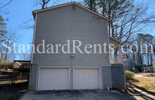 5202 Selene Drive Gallery 2