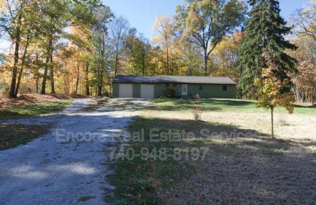 9526 Watkins Rd SW - 9526 Watkins Road Southwest, Licking County, OH 43062