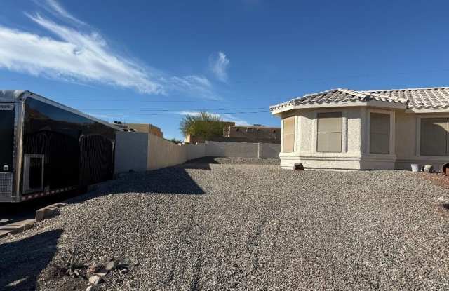 3337 Hilldale Dr Gallery 2