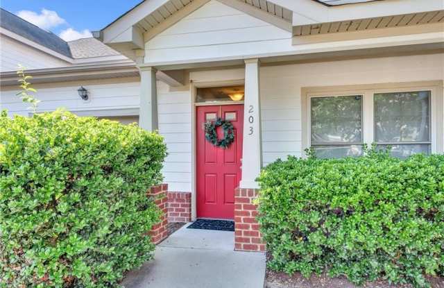 200 Seasons Circle photos photos
