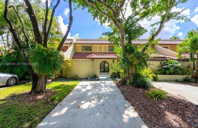 3843 Alcantara Ave - 3843 Alcantara Avenue, Doral, FL 33178 3843 Alcantara Ave - 3843 Alcantara Avenue, Doral, FL 33178