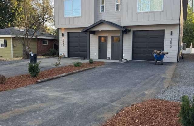 Duplex in CDA! photos photos
